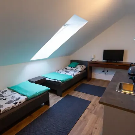 Arya Apartment
